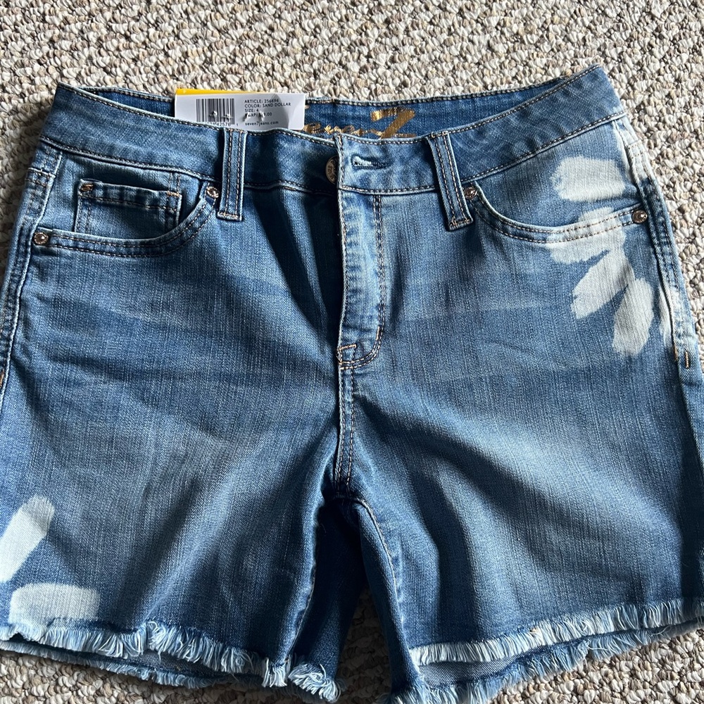 Jean Flower Short